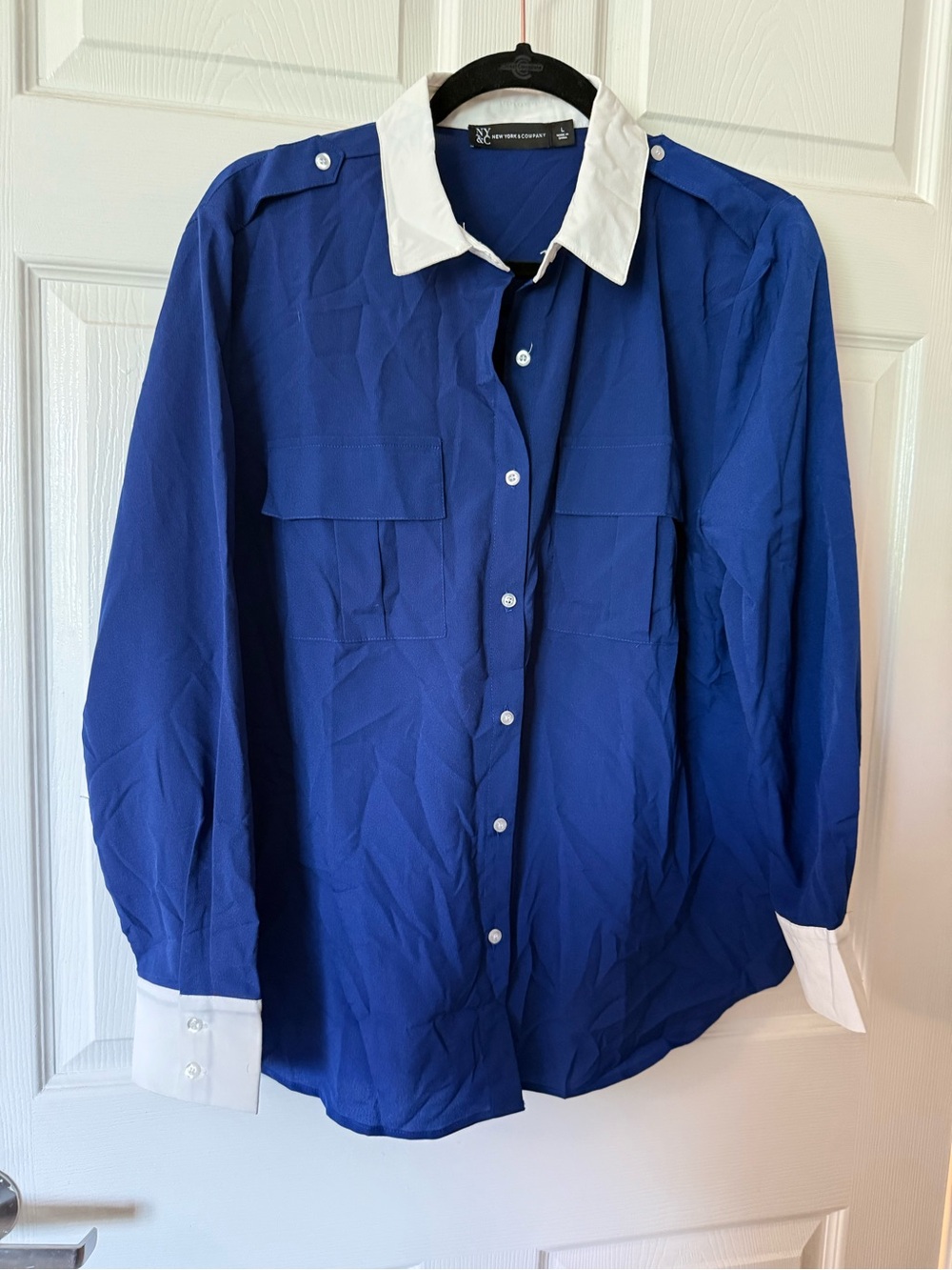 New York & Company Blue Button-Up Shirt with White Contrast Collar and Cuffs